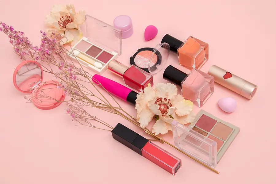 Cosmetic Packaging