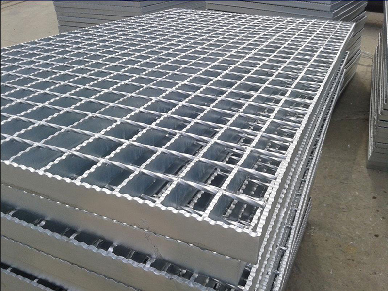 Steel grating