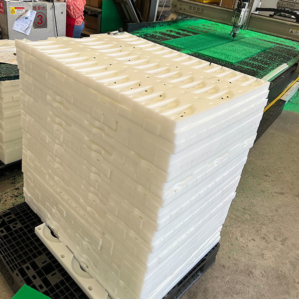 Anti-corrosive Lubricated Plastic Parts