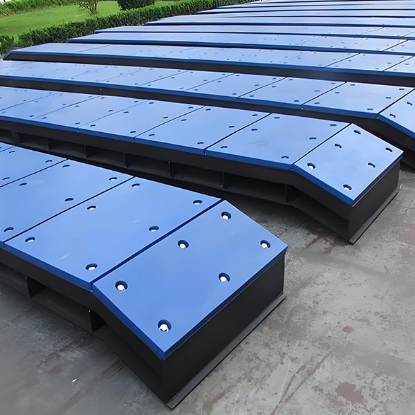 Blue HDPE Fender Bumpers Manufacturer