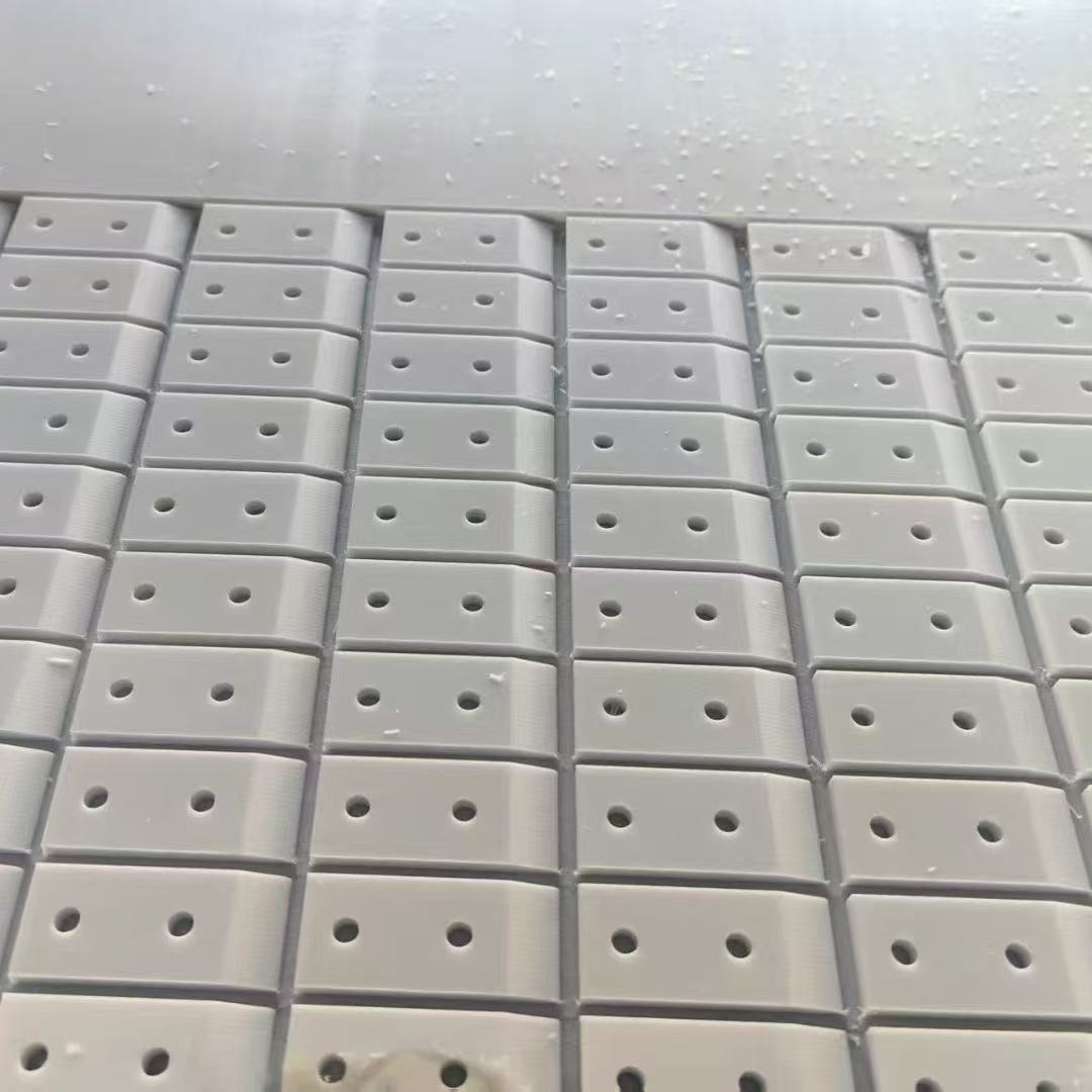 Белые мелкие обработанные детали из UHMWPE