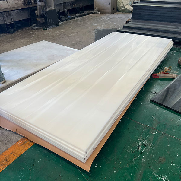 White wear-resistant HDPE manufacturer for cold storage