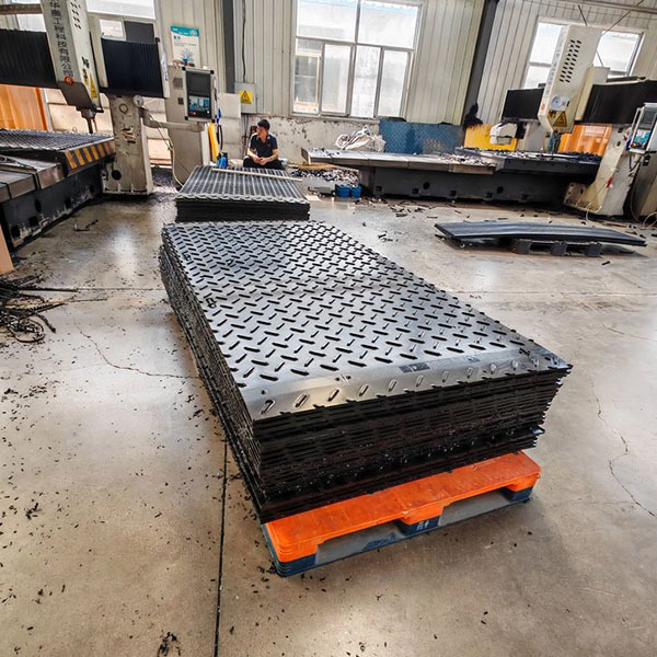 BLACK Single Sided Anti-slip Replace steel UHMWPE Road Substrate