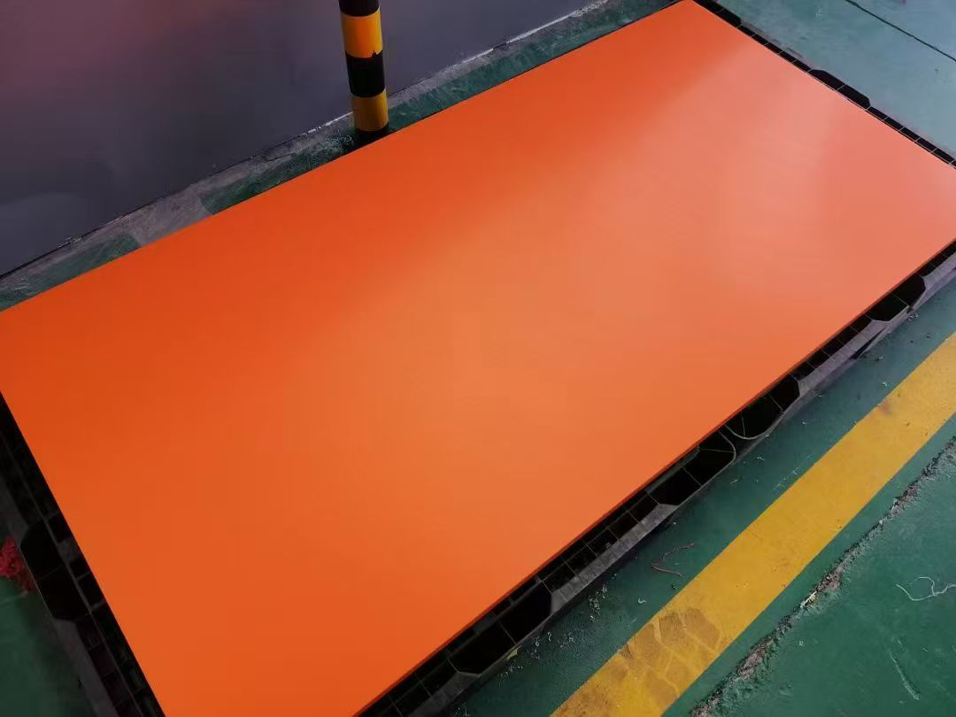 Оранжевый лист HDPE толщиной 10 мм, размером 1 метр * 2 метра