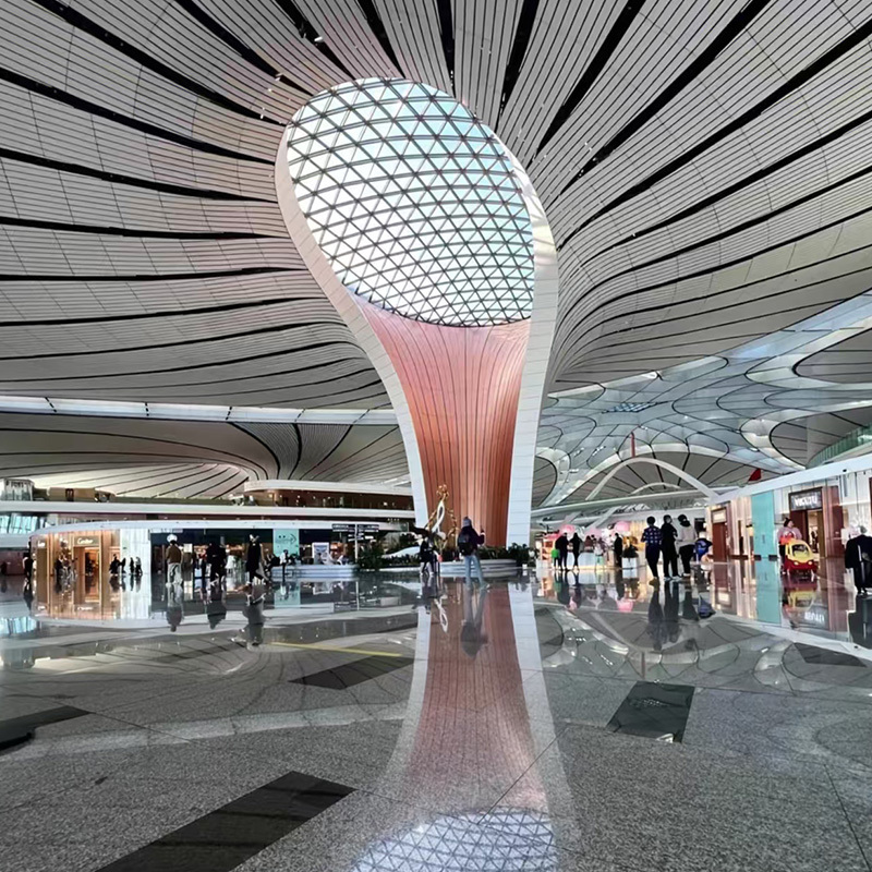 Participated in the construction of the main terminal building of Beijing Daxing Airport in 2017