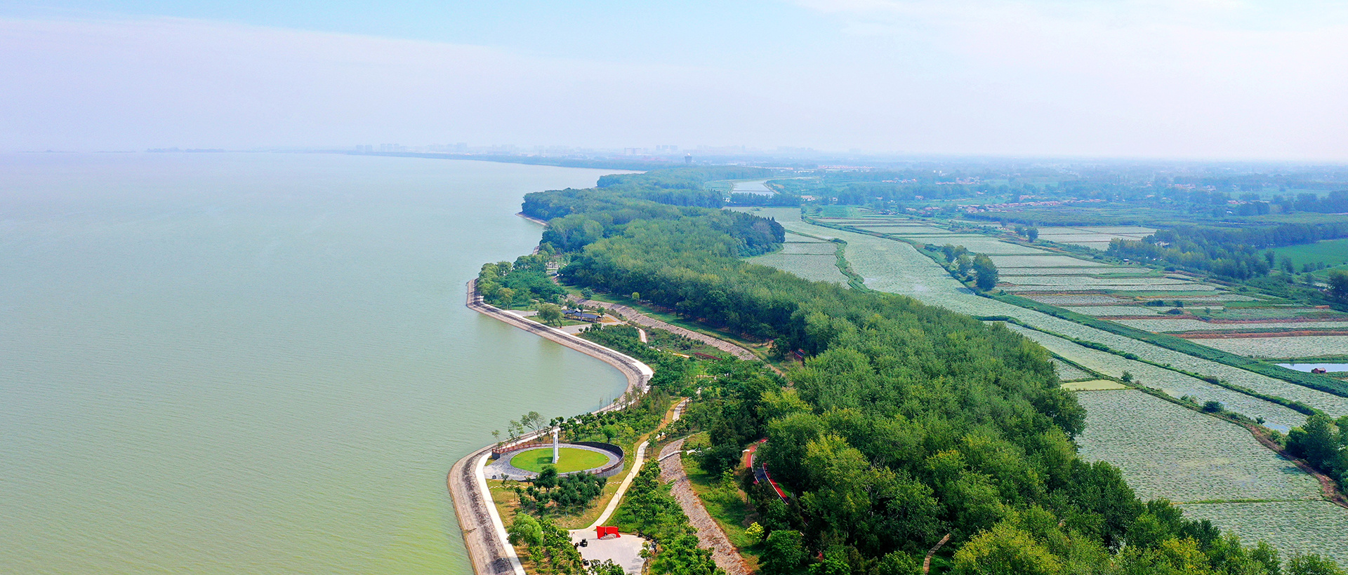 洪泽湖大堤