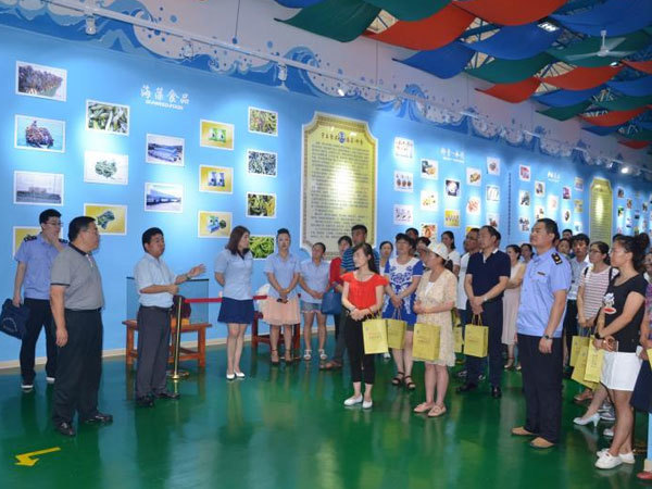 “透明工厂”体验日活动走进宇王集团