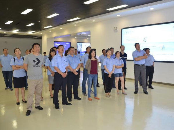 宇王集团举行庆祝建党96周年活动