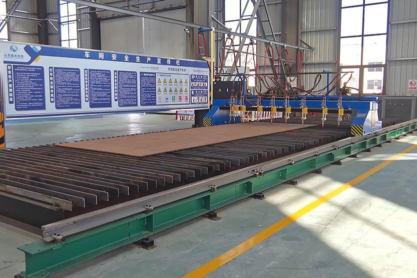 CNC flame cutting machine