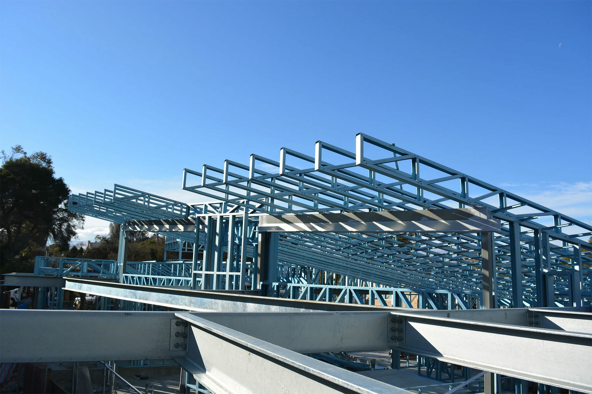 Hydraulic metal structure