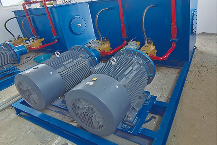 Hydraulic hoist Hydraulic hoist