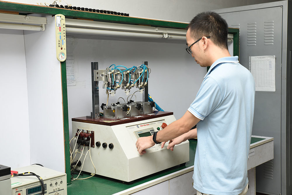 Switch mechanical life tester
