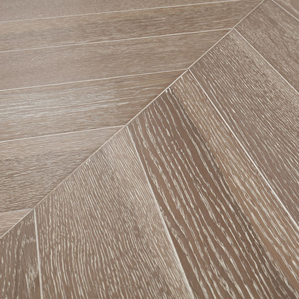 YG010 Chevron