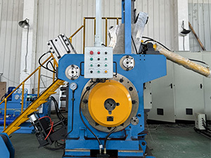 LB400 Cable Sheath Line