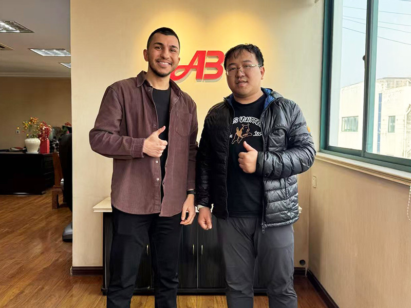 In March 2025, a customer from Türkiye visited our company