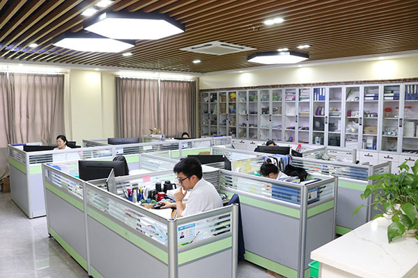 Mainly produce plastic products,daily necessities, home appliance, storage items, stationery, toys and so on.