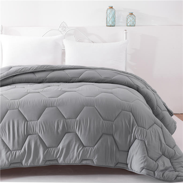 ORT2AL2:Pinsonic quilt, filling 450gsm BSCI ,OEKO ,Recycle