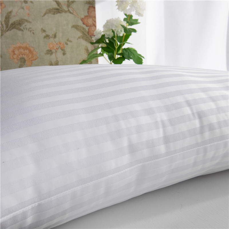 ORT2LY07 jacquard pillow (OKO BSCI)
