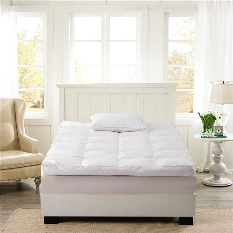 ORT1KL4:Feather mattress protector(BSCI OKO DOWNPASS RDS)