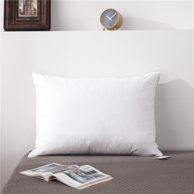 ORT1KL5:Feather pillow(BSCI OKO DOWNPASS RDS)