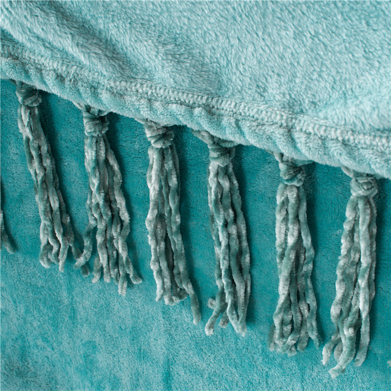 ORT3LY14 Flannel blanket with fringe (OKO BSCI)