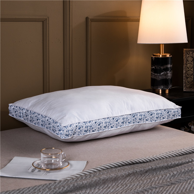 ORT8MM19：Printed Gusset Pillow