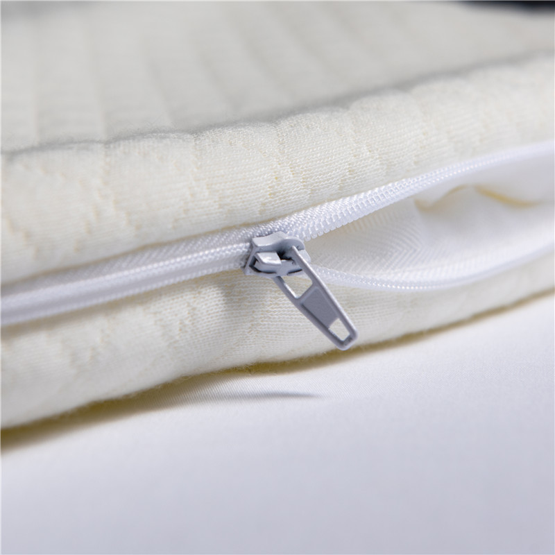 ORT5MM8：Jacquard Fabric Pillow Shell