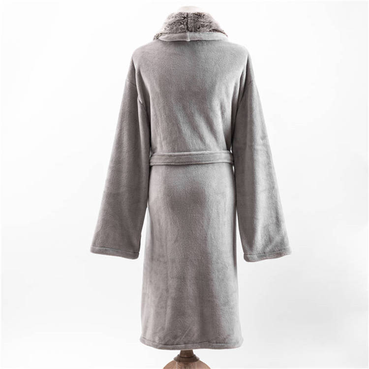 ORT3CS03: Solid Flannel RobeS With Faux Fur Collar