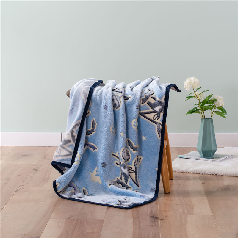 ORT3LY07 glow kids blanket