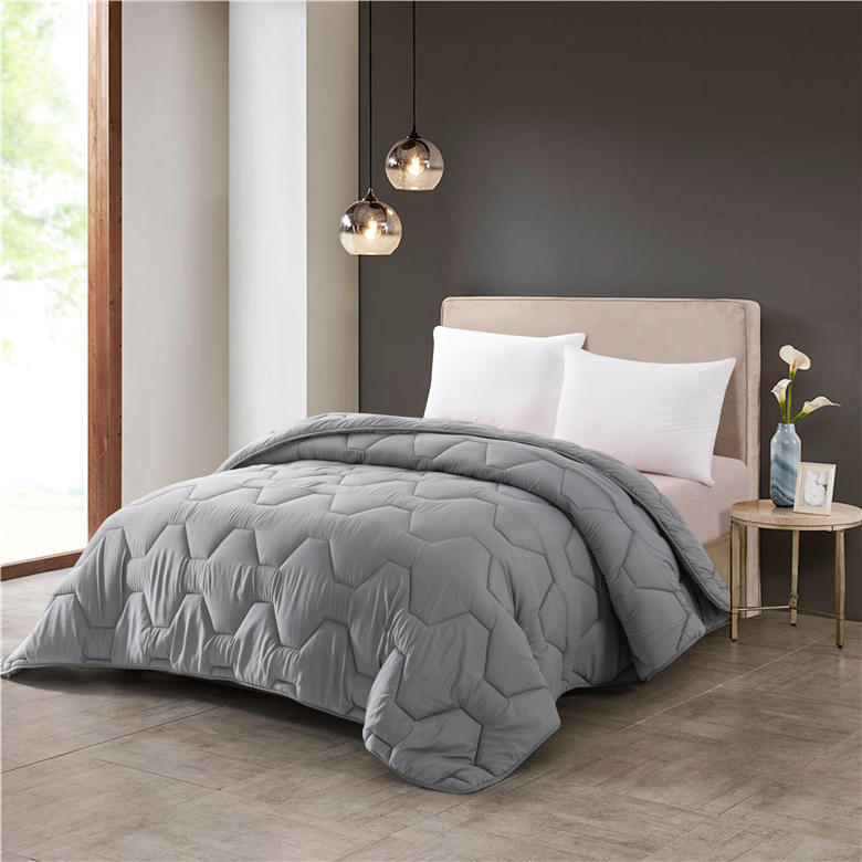 ORT2AL2:Pinsonic quilt, filling 450gsm BSCI ,OEKO ,Recycle
