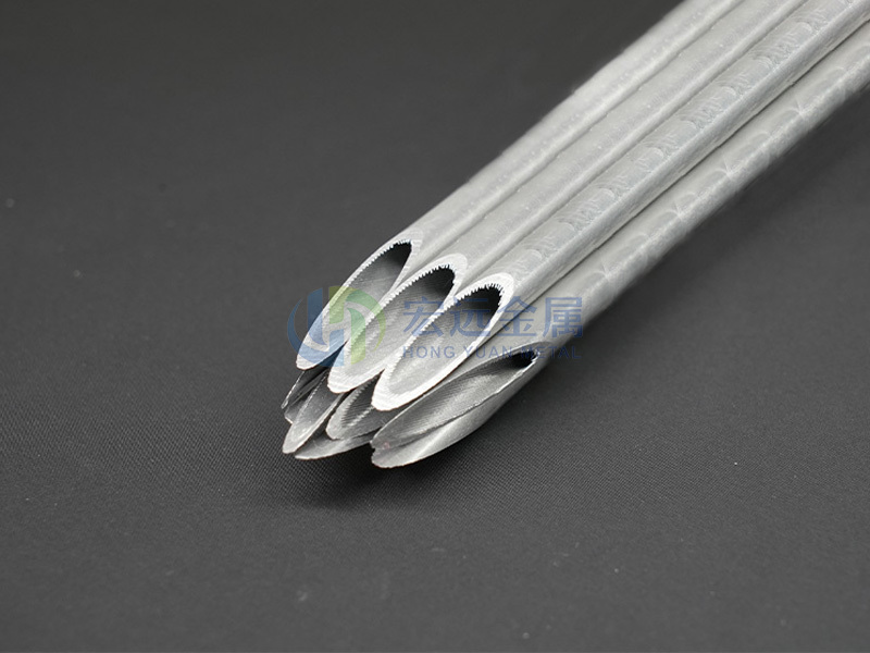 The internal thread design improves its sealing and strength