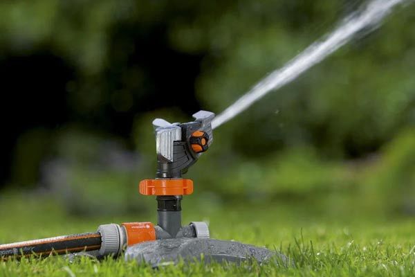 سيناريوهات التطبيق ومزايا الرشاشات القابلة للسحب