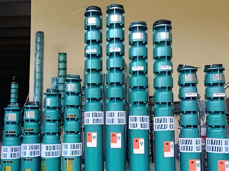 Submersible pump