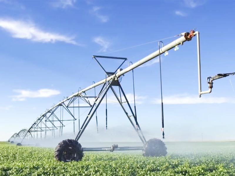 Système d'irrigation par asperseur mobile