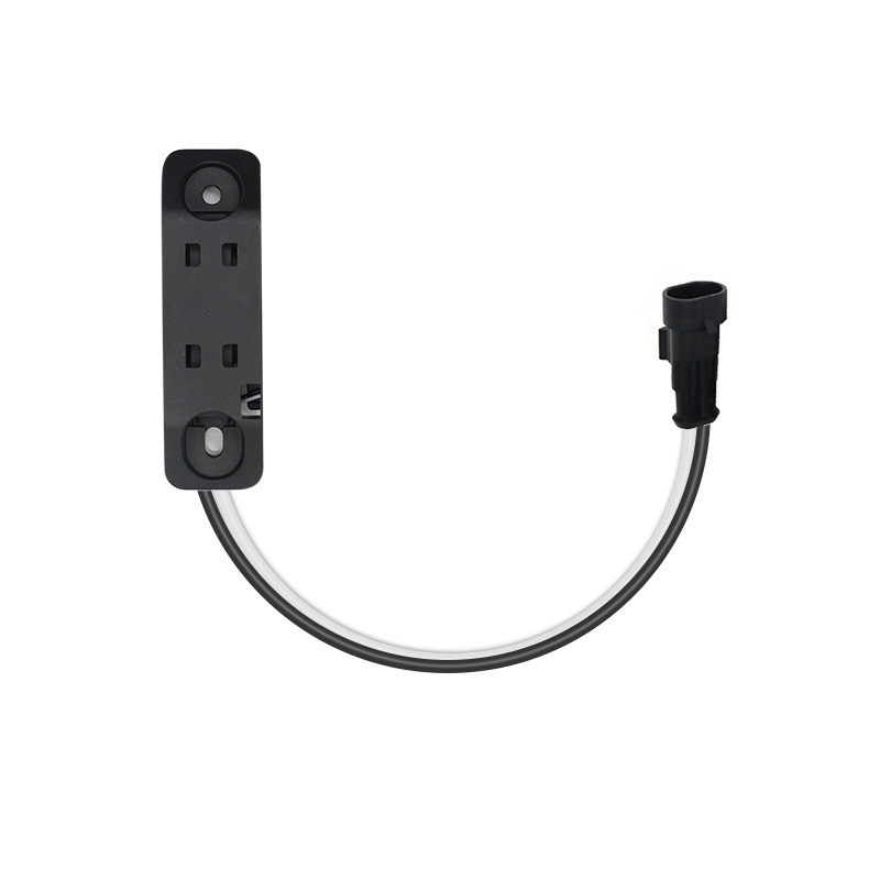 Low frequency short range antenna