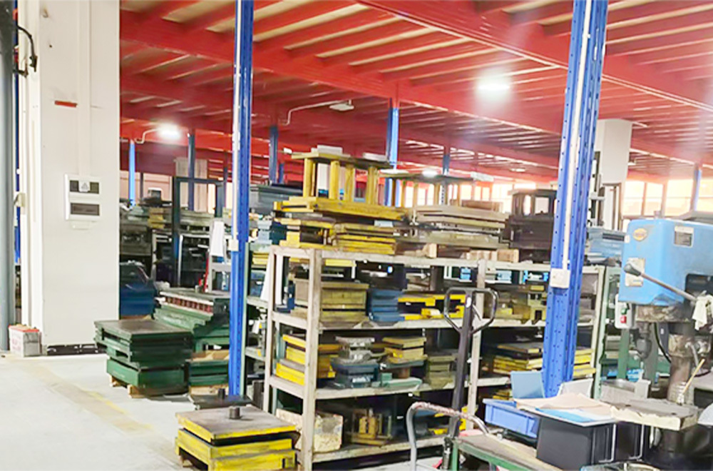 Mold Department