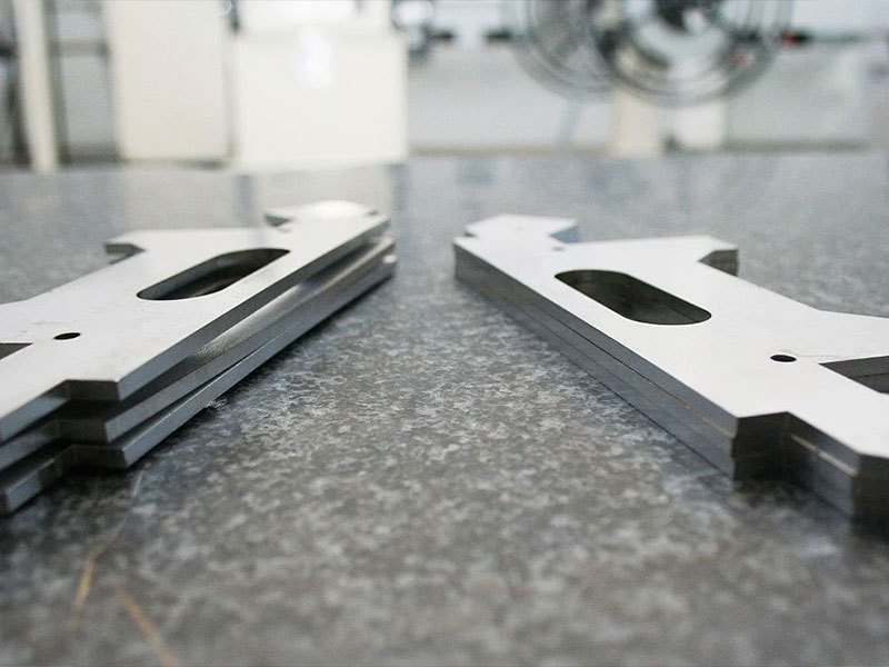 Sheet Metal Straightening Machine