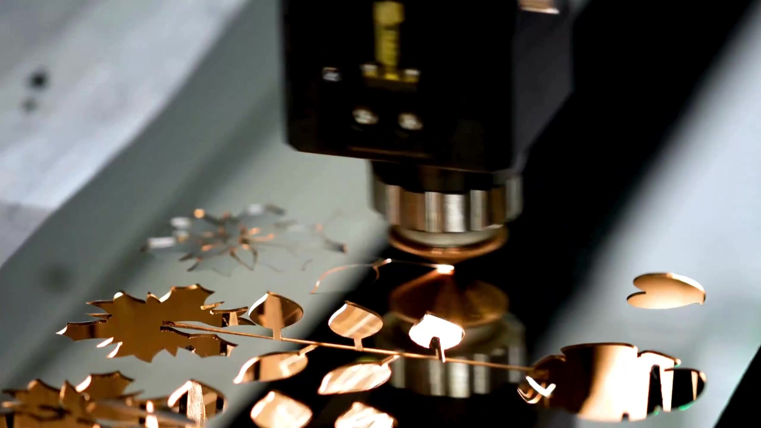 Laser Cutting Machine