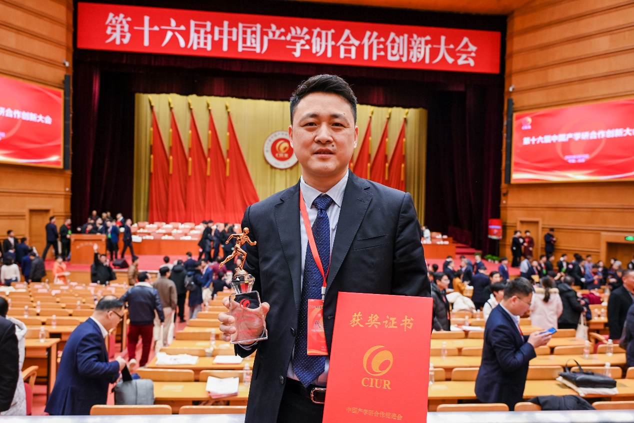 喜讯丨热烈祝贺我司创始人虞将苗教授荣膺“2024年中国产学研合作创新人物奖”