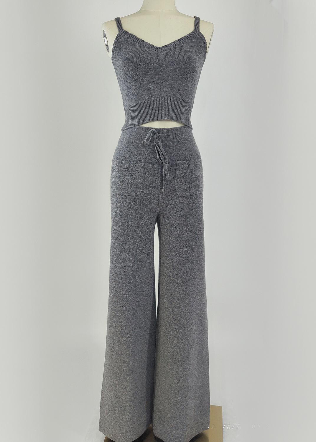 CASHMERE VEST & PANT SUIT FOR WOMEN