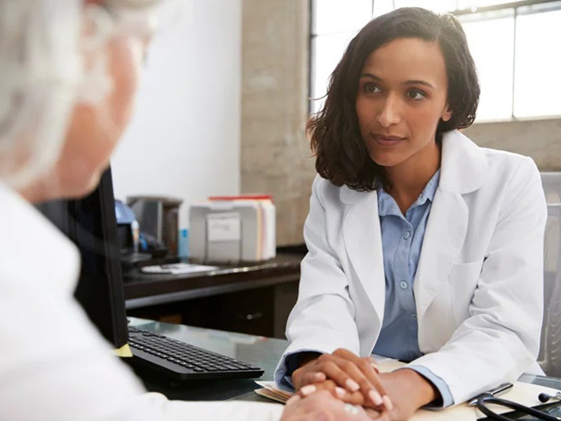 Professional Acne Treatment: Consultation Tips For Estheticians In 2025