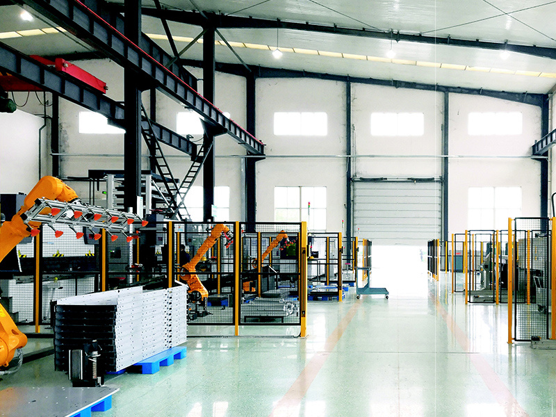 Robotic automatic bending machine