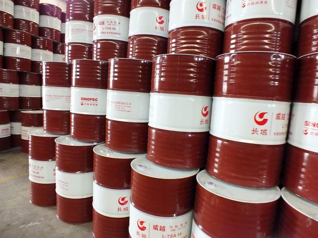 有灰和無灰液壓油區(qū)別?液壓油更換時間?