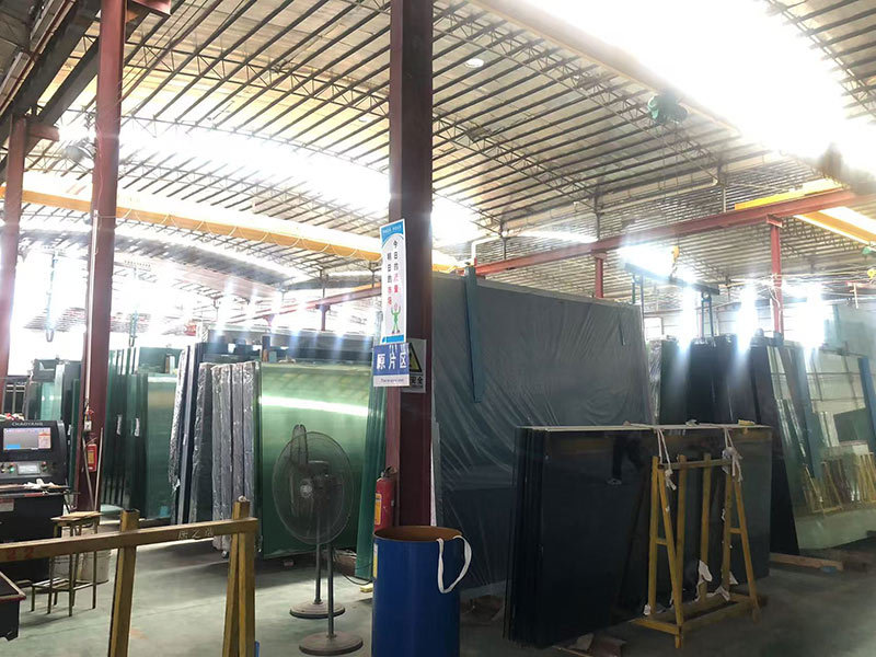 Raw material display Raw material display