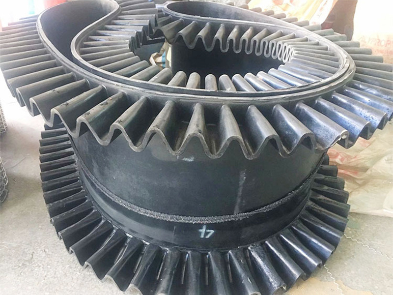 CORRUGATED SIDEWALL ENDLESS CONVEYOR BELT