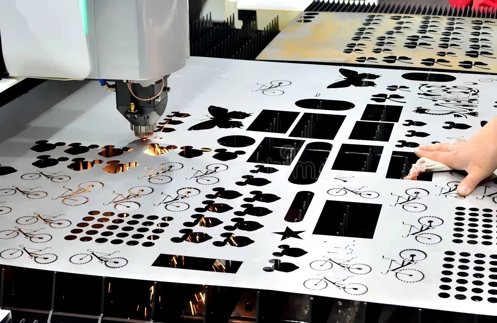 Custom Laser Cutting Processing Service