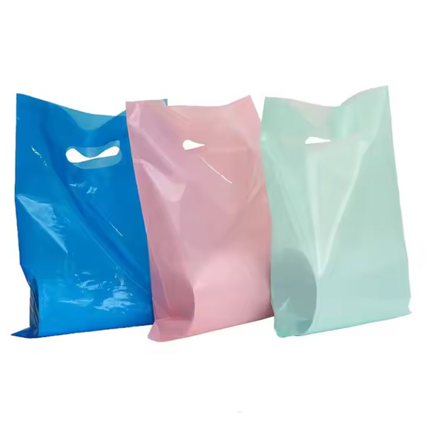 Fashionable shopping plastic bag with die-cut handle