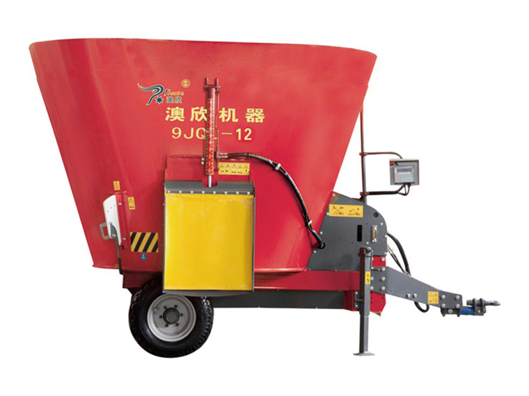 12m³ Towed Total Mixed Ration Mixer