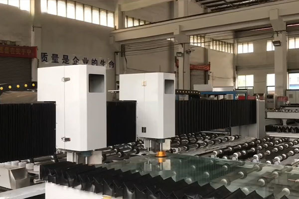 Equipment display-Punch machine.
