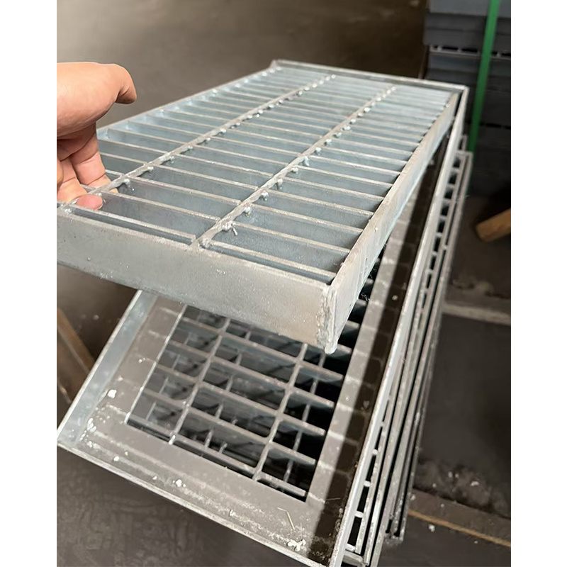 Ditch cover plate